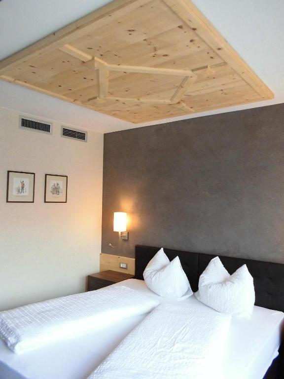 Hotel Zum Tiroler Adler Eksteriør billede
